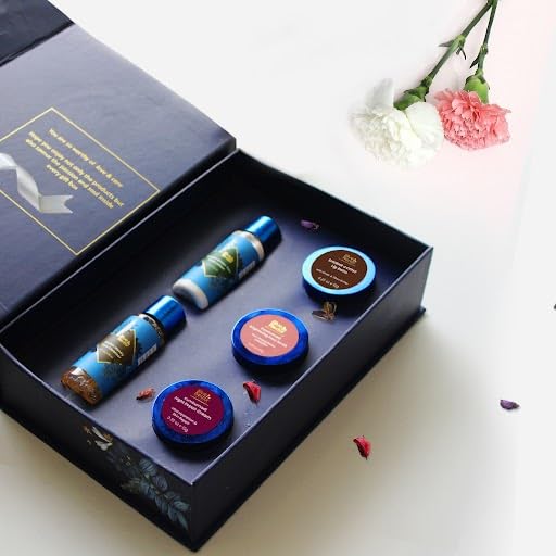 Premium Beauty Gift Set for Women & Men | Blue Nectar Face Wash, Cream, Scrub, Lip Balm & Moisturizing Face Lotion with Herbal Ingredients | Ideal Christmas Holidays Gift for Mom, Dad & Girlfriend