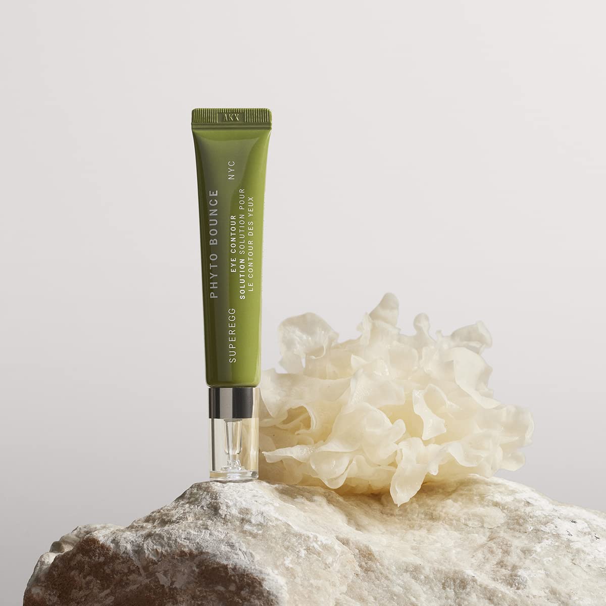 SUPEREGG Phyto Bounce Eye Contour Solution: For vibrancy and restoration. Concentrated solution cream with Tremella Mushroom and Peptides. 15ML / 0.5 FL OZ
