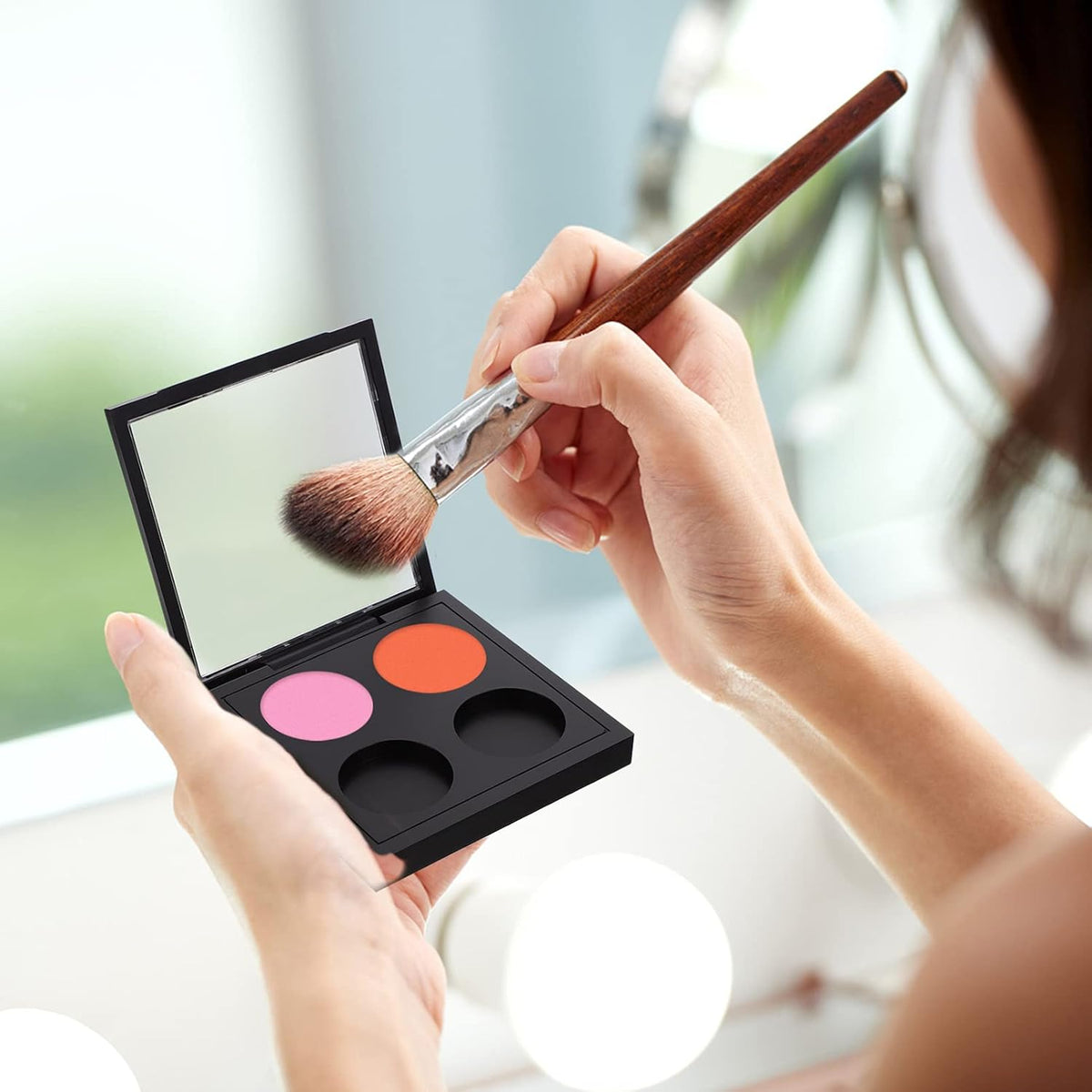 Metal Tray 5 Pcs Empty Magnetic Makeup Containers Eyeshadow Plates with 4Grids Cosmetics Storage Organizer for Eyeshadow Lipstick Blush Powder Pigment Makeup Pallet
