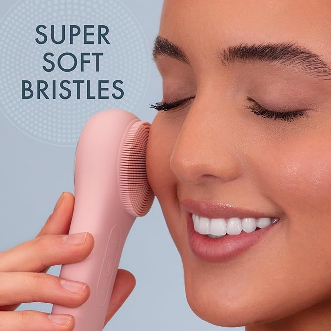 Facial Cleansing Brush, Rechargeable Electric Silicone Face Scrubber Exfoliator, Waterproof Silicone Face Brush Cleanser w/Fast USB-C Charger, Massaging & Face Exfoliator Scrubber for Men & Women