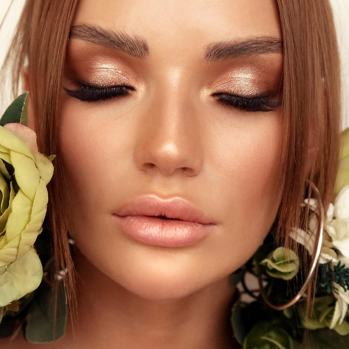 Paris Eyeshadow Highlight Palette Rosegold Shimmer Glitter Sparkle Luxury Versatile Crease-free easy-blend Long Lasting Full 100% Color Pigment