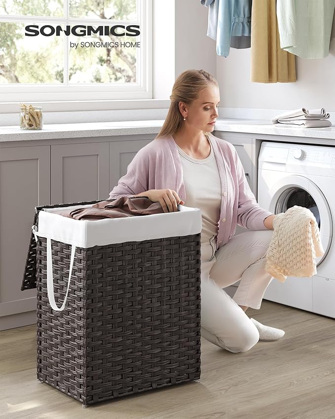 SONGMICS Laundry Hamper with Lid, 23.8 Gallon (90 L) Synthetic Rattan Clothes Laundry Basket with Lid and Handles, Foldable, Removable Liner, Chestnut Brown ULCB051K02