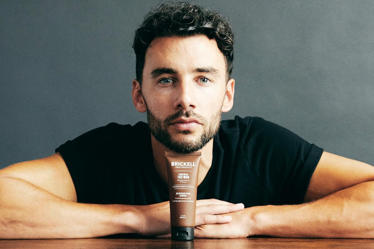 Brickell Men's Clarifying Gel Face Wash for Men, Natural and Organic Rich Foaming Daily Facial Cleanser Formulated With Geranium, Coconut and Aloe (3.4 Ounce)