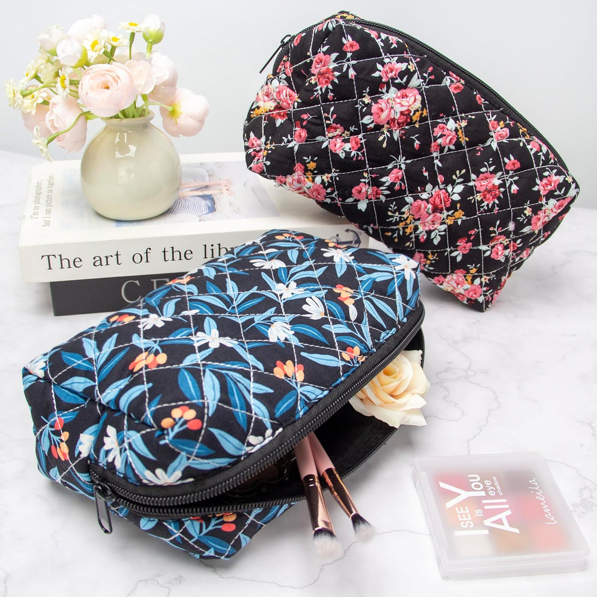 PAZIMIIK Vintage Quilted Makeup Bag Cosmetic Pouch for Brushes Pencils and Travel Make Up Accessories for Women and Girls,Leaf Black